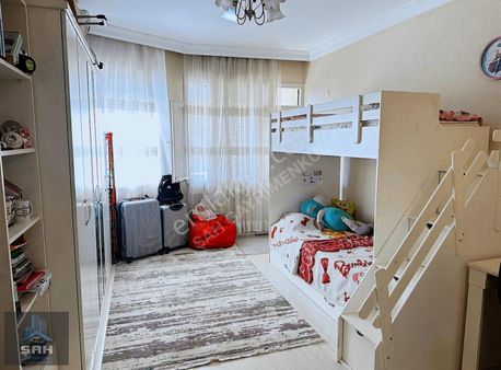 Şah'tan Kenan Evren Lisesi Karşısında Eşyalı 3+1 Satılık Daire