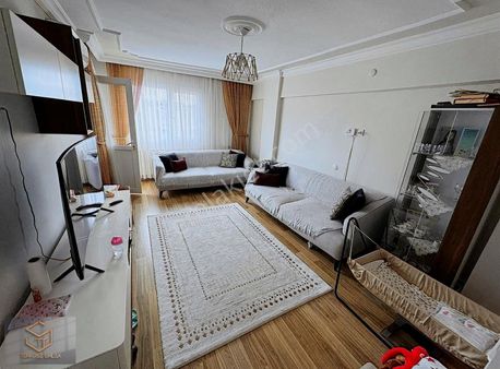 Menemen Mermerli De Merkezi Konumda Satılık 3+1 Daire