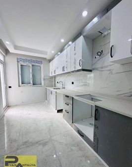 Piyasa Antalya’dan 2+1 Çift Balkonlu Kullanışlı Daire