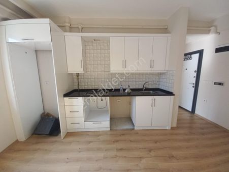 Genesis Emlaktan Cumhuriyet Mah Kiralık Sıfır 1+1