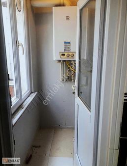 Sefaköy İnönü Mah İskanlı 12 Yaş Satılık 2+1 Yüksek Giriş Daire