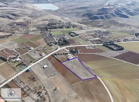Es Modern'den Eğriöz'de Baraj Manzaralı Satılık Tarla