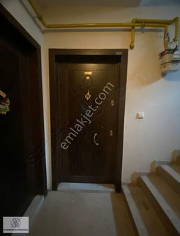 Anadolu Ünv İletişim Kapısında 1+1 Ayrı Mutfaklı Kiralık Daire