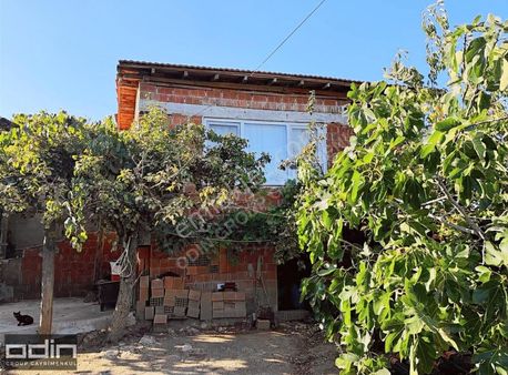 Odin'den Balya Çarmık Köyü 532 Mt2 İçin De 2 Ayrı Ev Satılıktır