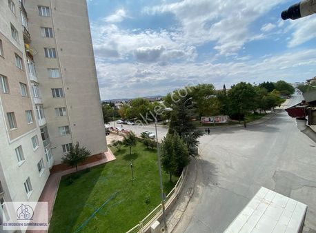 Batıkent'de Özel Ümit Hastanesi Karşısı İskanlı 2+1 Lux Daire