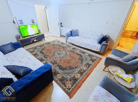 Meska' Da Satılık İçi Full Yapılı Ara Kat Daire