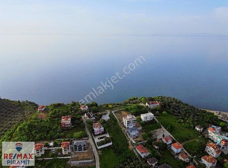 Yalova Çınarcık Kocadere Köyünde Sahile 100metre 1480m2 Tarla