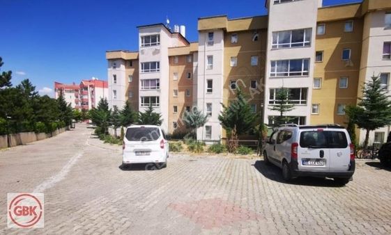 Keçiören Bağlum Emek Girişim Sitesinde 3+1 Asansörlü ,çift Cephe