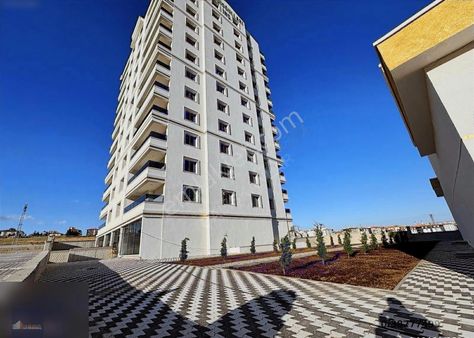 Çalışkanlar'dan Site İçi Öncephede Masrafsız Şık Tasarımlı 2+1