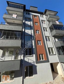 Sanayi Bölgesi 65m2 Güney Batı Cephe Ara Kat