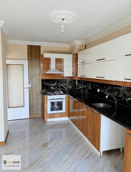 Bolu Altın Emlak Çarşı Temsilciliğinden Kiralık 3+1 Daire