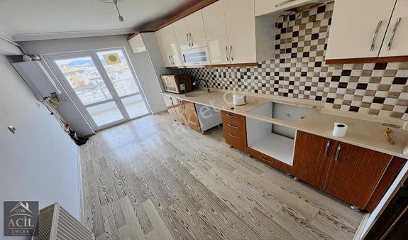 Çok Acil'den Hisar Mh.asansörlü 3+1 Kiralık Daire!!