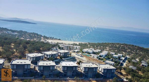 Keremköy'de Denize 200 Mt. Mesafede Sıfır Site İçinde 2+1 Villa