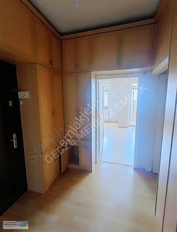 Merkez Emlâk Armağan'dan 3+1 4.kat Arakat Daire Çarşıda