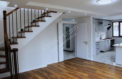 Beşiktaş'ın Kalbinde Şık Ve Modern 5+1 Dubleks-emirhan Caddesi