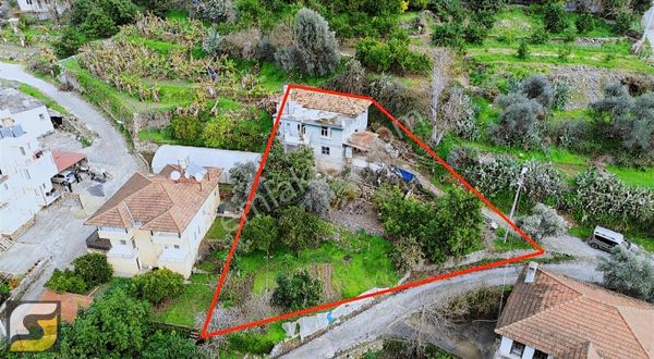 Alanya Kestlede Satılık 777 M2 Arsa Ve Ev