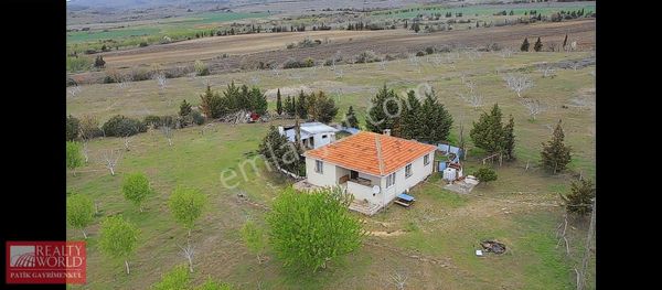 Keşan Yeşilköy'de İçinde Evi Olan 8,100m2 Satılık Bahçe