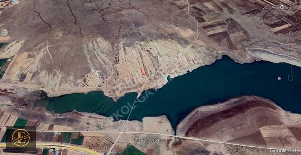 Ekol'den Göl Manzaralı Küçük Parça Mükkemmel Konumda Fırsat Yer