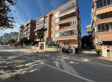 Pozitif'ten Erdek'in En Nezih Yerinde Kiralık 2+1 Giriş Katı