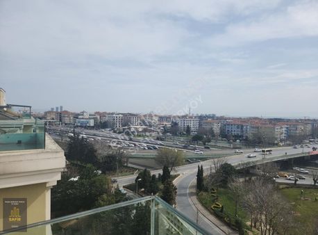 Bahçelievler Park Evlerinde Satılık 2+1 Teras Kat