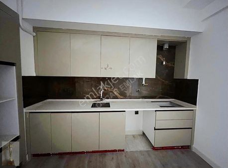 Kuşadasın Da Lüx Yapılı Otom Panjurlu Full 2+1 Daire