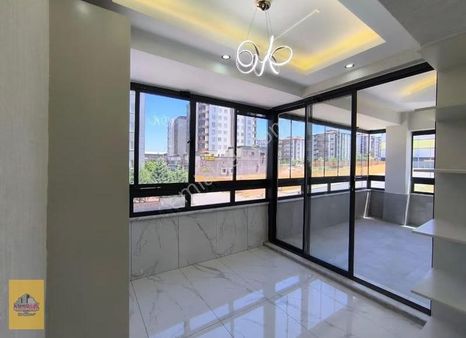 Fıstıklık'ta Satılık 3.5+1 Ultra Lüks Ara Kat Daire