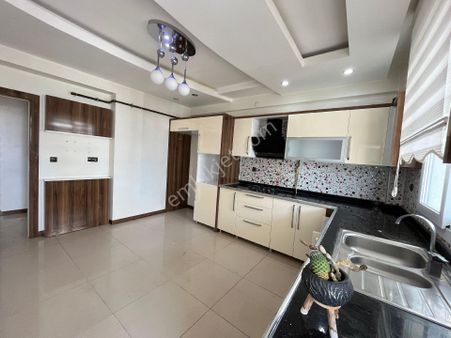 75 Kütüphane Arkası 4+1 Kiralık Daire