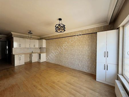 Metyap Konuttan Hasarsız İskanlı 2+1 Ultra Lüks Amerikan Mutfak