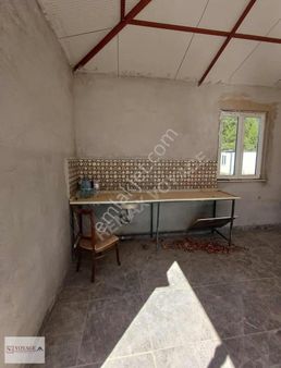 Konyaaltı/çakırlar - Zümrütte 1.479 M2 Satılık Kargır Ev-bahçe