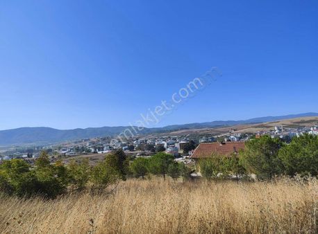 Çiftlikköyde İmar Sınırında Deniz Manzaralı 9692 M2 Tarla