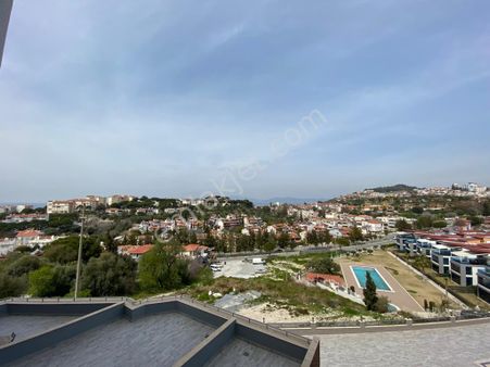 Deniz Manzaralı 1+1 Satılık Daire