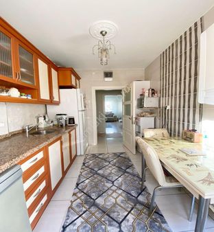 Avcılar Ambarlıda 3+1 Satılık Masrafsız Ara Kat Daire