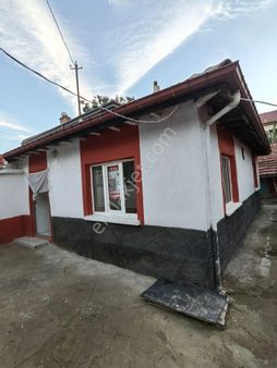 Akçay Emlak'tan Akşehir Salı Pazarı Civarında Kiralık Müstakil Ev