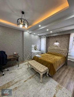Uğurlu Emlak'tan Mrm Towersta Şehir Manzaralı Lüx 4+1 Satılık