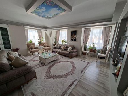 *genç Grup*derman Cad Üstü Anıtpark Yakını 3+1 Ters Dublex Daire