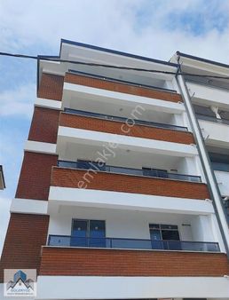 Emek Albayrak Bulvarı 2+1 Sıfır Lüx Arakat Bahçe Nizam Daireler