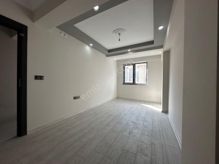 !! Recep Ümit Emlak'tan Osmangazi Mahallesinde 3+1 Lüx Satılık Daire Ea8