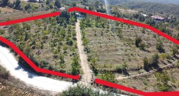 Salihli Yeniköy'de Muhteşem Manzaralı Yazlık Ve Arazisi.