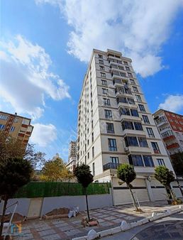 Torunlar Emlakdan Satılık Kirazlı Hayat Park Evlerinde Daire
