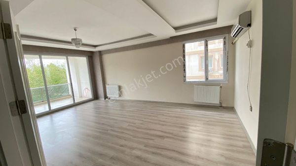 Premar Pro'dan Bağcılar'da 4+1 Daire