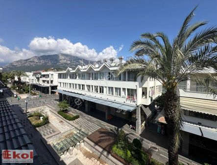 Kemer Merkezde Liman Caddesinde 2+1 Satılık Daire
