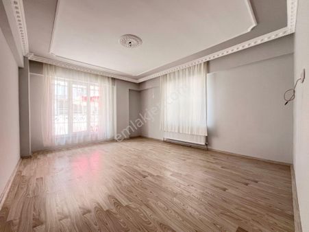 Az-er Yapıdan Atatürk Mah.'de İskanlı Ön Cephe 1+1 Satılık Daire