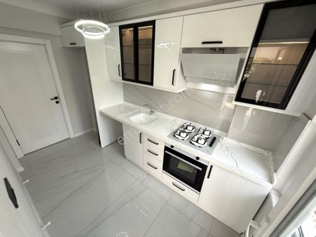 🔴güç'ten Akçay Merkezde Ön Cephe Bahçeli İçi Full Yapılı Şık 2+1 Satılık Daire