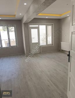 Asel Gayrimenkul'dan Beyazla Mah. 2+1 Kattan Bölme Satılık Daire