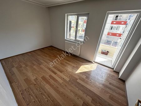 Sincan Tandoğan Mah 3+1 Full Yapılı Ara Katta Asansörlü Daire