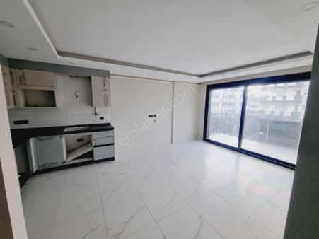 Kuşadası Otogar Üzeri Satılık 1+1 Daire