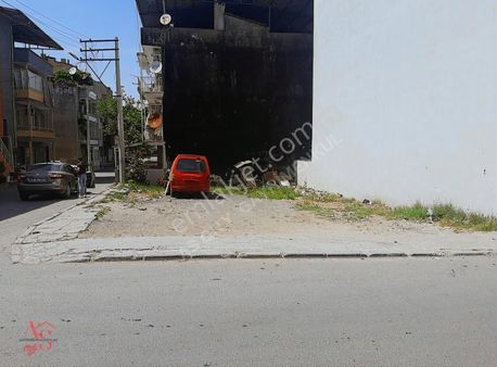 Aşık Veysel De Anacadde Üzeri Köşe Konum 146m2 Arsa