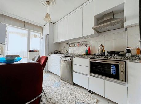 ▄zara▄ Acil.!! Cumartesi Pazarı Yakını 3+1 130m² Asansörlü Daire