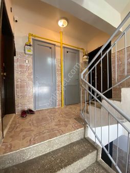 İzmir Karabağlar Yurtoğlu Mah.de Satılık 3+1 Daire