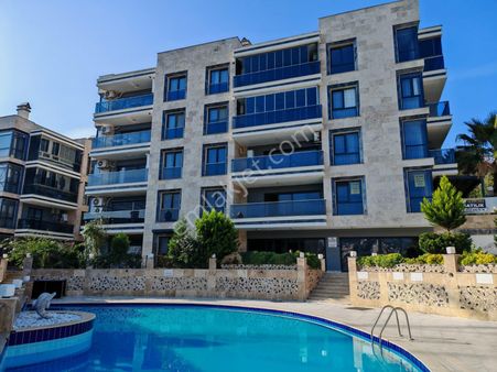 Fırsat İlanı Kuşadası Değirmendere Mahallesinde Kirazlı Yolu Üzerinde My World Residence Sitesinde